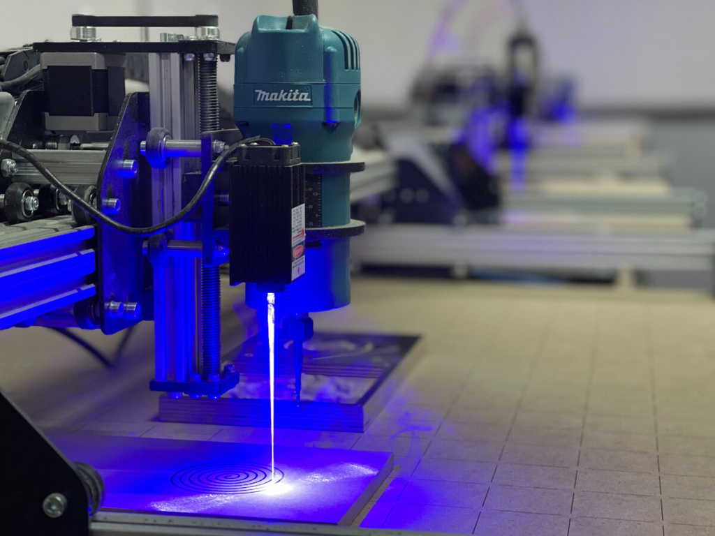 milling-machine-for-hobby-and-business.jpeg